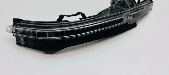Audi Q7 4M Mirror indicator light 4M0949102A