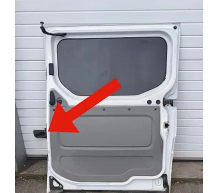 Opel Vivaro Sliding door contact joint 8200139741
