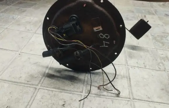 Mazda 6 Fuel level sensor 