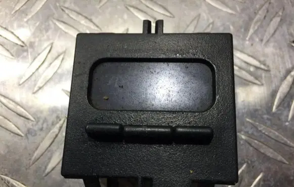 Renault Megane I Screen/display/small screen 7700839142 22700-02at