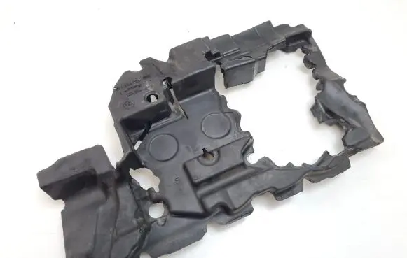 Mercedes-Benz CLS C257 Heat shield in engine bay A6562261000