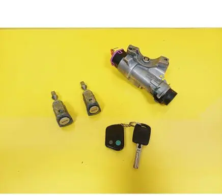 Skoda Octavia Mk1 (1U) Ignition lock 4B0905851C