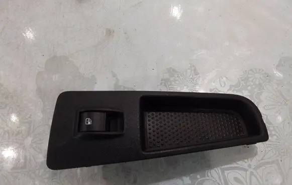 Lancia Delta Quarter vent window switch 