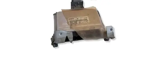 Toyota Yaris Engine control unit/module 0281010563 8966152200 4079180002