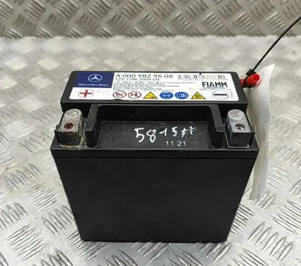 Mercedes-Benz CLS C218 X218 Car battery A0009829608
