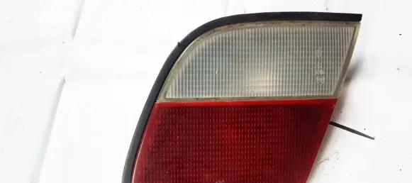 Nissan Almera Tailgate rear/tail lights