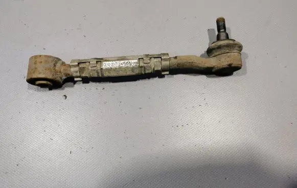 Toyota Avensis T270 Rear upper control arm/wishbone