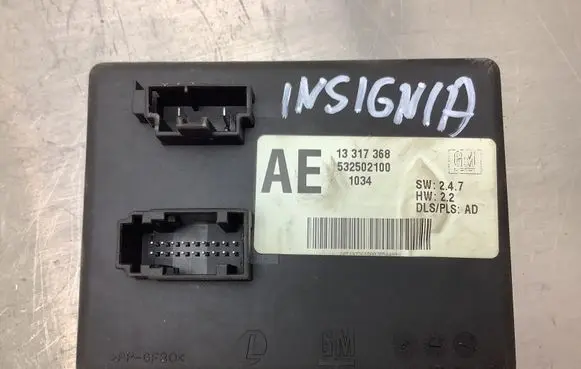 Opel Insignia A Light module LCM 13317368 532502100 1034