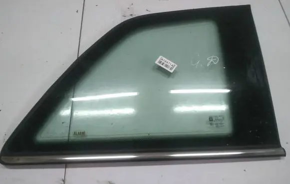 Opel Zafira B Rear side window AS2