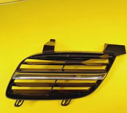 Nissan Almera N16 Front bumper lower grill 62332BM400