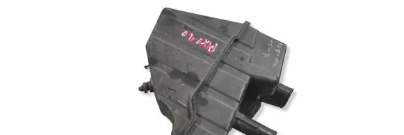 Suzuki Alto Air filter box 68KR01