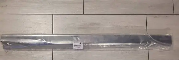 Citroen DS5 Front door trim (molding) 96737747DX