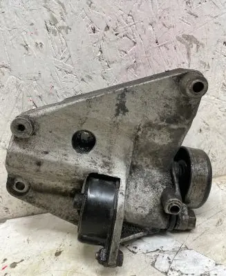 BMW 3 E46 A/C compressor mount bracket 2247388
