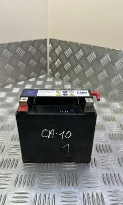 Mercedes-Benz E W212 Car battery A0009827008