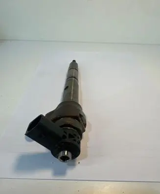 Skoda Superb B8 (3V) Fuel injector 04l130277ac