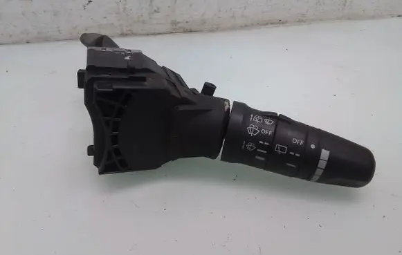 Nissan Almera N16 Wiper control stalk