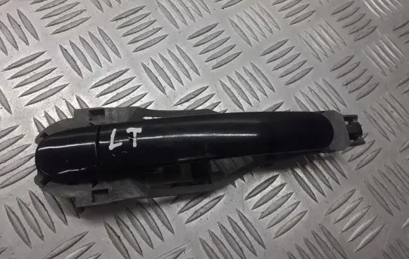 Volkswagen Polo IV 9N3 Rear door handle trim 6Q3B0837885