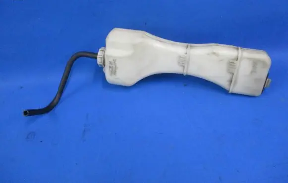 Coolant expansion tank/reservoir