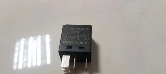 Volvo XC90 Other relay V23074 9441161