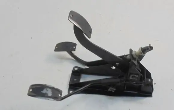 Skoda Felicia II Pedal assembly 6U1721031