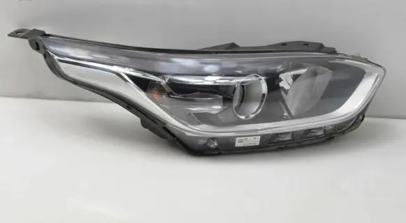 KIA Ceed Headlight/headlamp 92102J7060