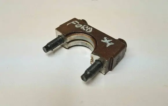 Ford Focus Camshaft holder 