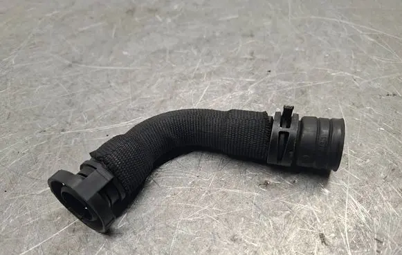 Audi A3 S3 8P Breather/breather pipe/hose 038103493AC