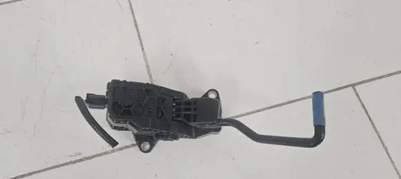 Toyota RAV 4 (XA50) Accelerator throttle pedal 7811033131 07F07A0393 2701001030