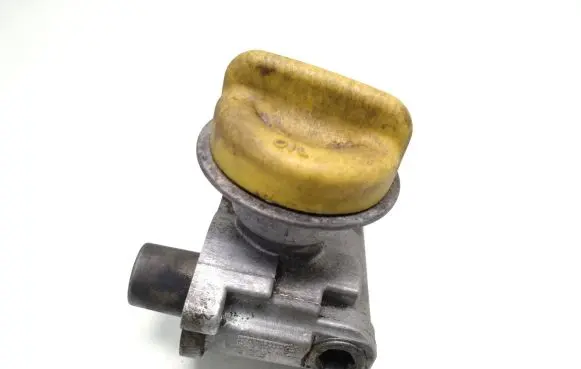 Opel Zafira B Oil fill pipe 55195251