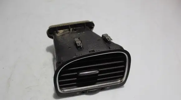 Volkswagen Golf VI Dashboard side air vent grill/cover trim