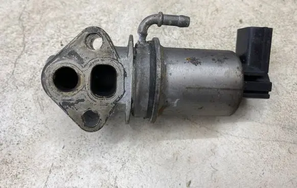 Audi A3 S3 8L EGR valve 06A131501F 72257402