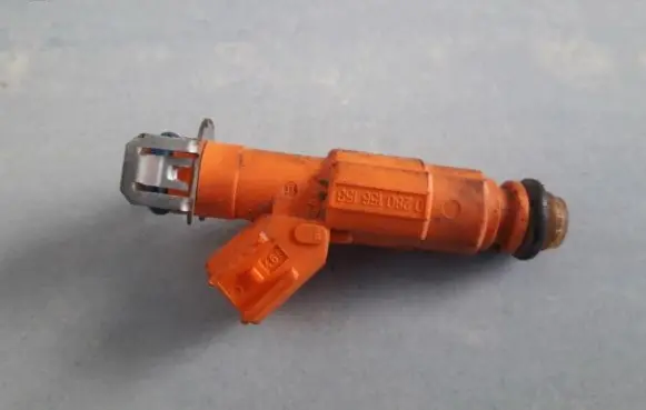 Volvo V50 Fuel injector 0280156156