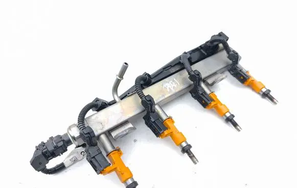 Toyota C-HR II Fuel injectors set 23250F2070 82125F4020