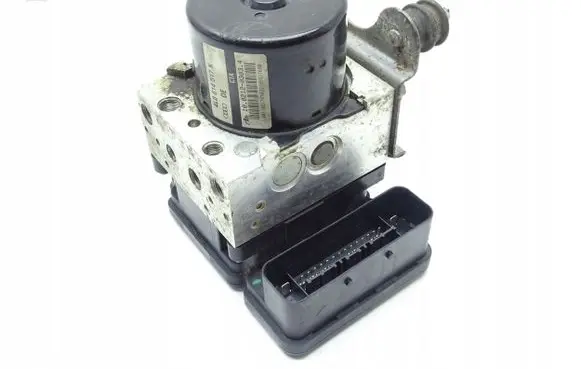 Audi Q7 4L ABS Pump 4L0614517K