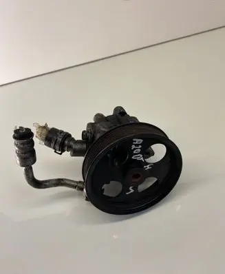 Opel Insignia A Power steering pump
