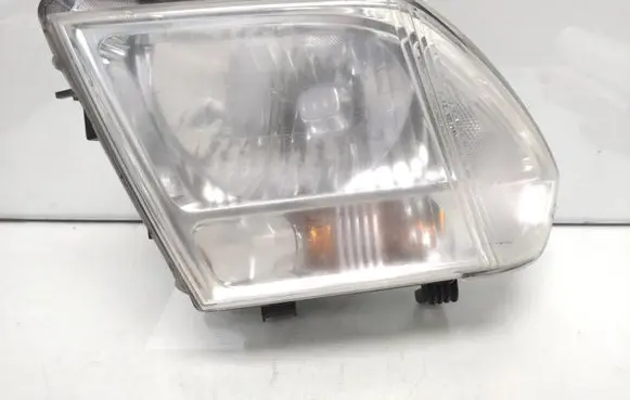 Nissan Navara D40 Headlight/headlamp 26010eb30a 9922680008