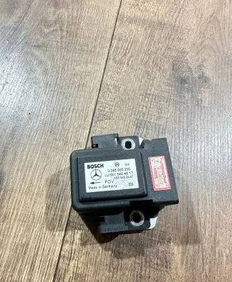 Mercedes-Benz S W220 ESP acceleration yaw rate sensor 0005422481 0265005230