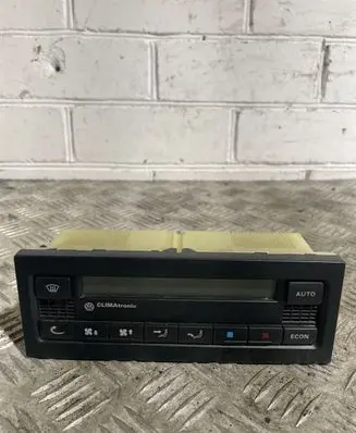 Volkswagen PASSAT B5.5 Climate control unit 3B1907044B 5HB00761710