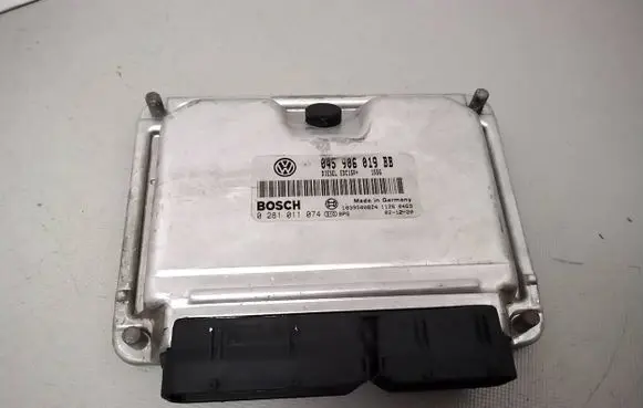 Seat Ibiza III (6L) Engine control unit/module 045906019BB 1039S00824 0281011074