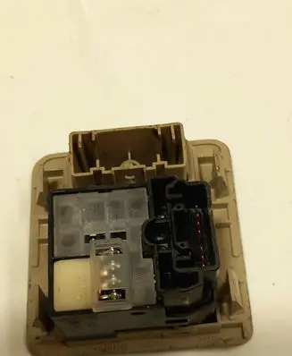 Toyota Avensis T250 Wing mirror switch 183575
