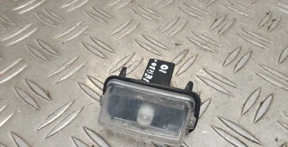Toyota Verso Number plate light