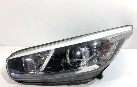 KIA Ceed Headlight/headlamp 92101A2010