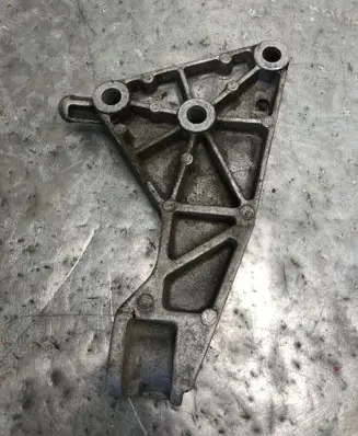 Opel Meriva B Gearbox mounting bracket 13174501BILI 13174501