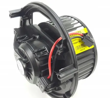 Volkswagen PASSAT B8 Heater fan/blower 5WB819021