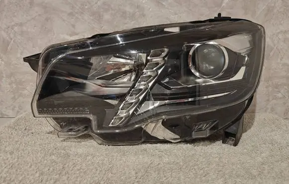 Peugeot Partner III Headlight/headlamp 9816827280 901462171WAG
