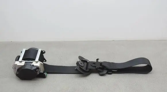BMW X5 F15 Front seatbelt 7343629