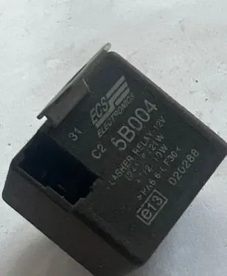 Skoda Octavia Mk1 (1U) Other relay 5B004 020288