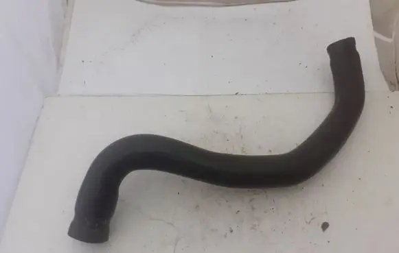 Volkswagen Transporter - Caravelle T5 Engine coolant pipe/hose 7H0122101