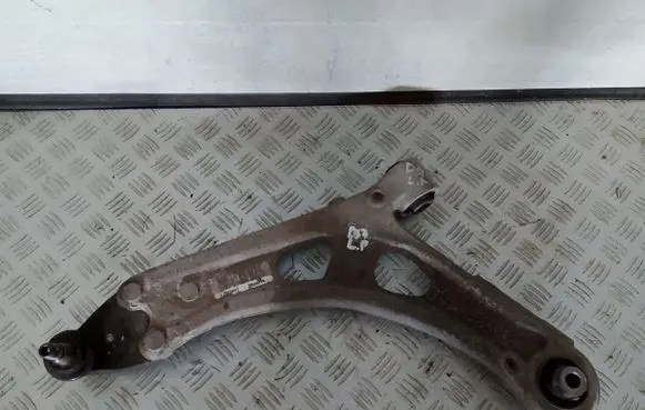 Citroen DS7 Crossback Front control arm