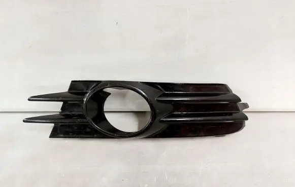 Volkswagen Scirocco Front bumper lower grill 1K8853665C